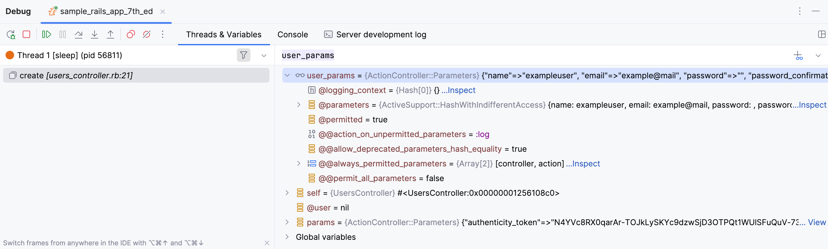 变量选项卡显示当前执行点可见的变量 变量选项卡显示当前执行点可见的变量