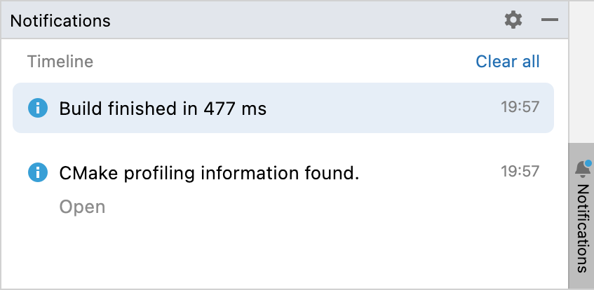 CLion 中的通知工具窗口，其时间线部分显示构建完成和 CMake 分析条目