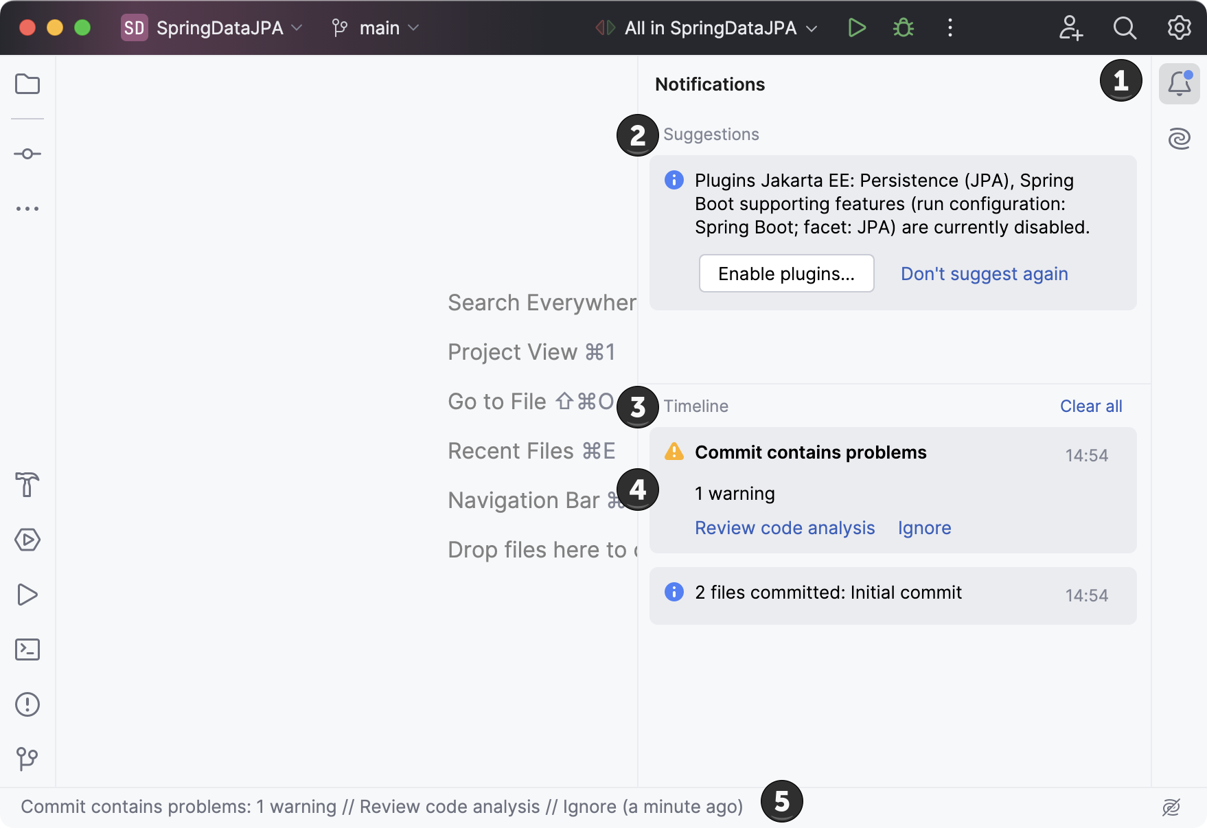 IntelliJ IDEA 的通知工具窗口,包含建议和时间线区域,显示插件推荐和提交警告。 IntelliJ IDEA 的通知工具窗口,包含建议和时间线区域,显示插件推荐和提交警告。